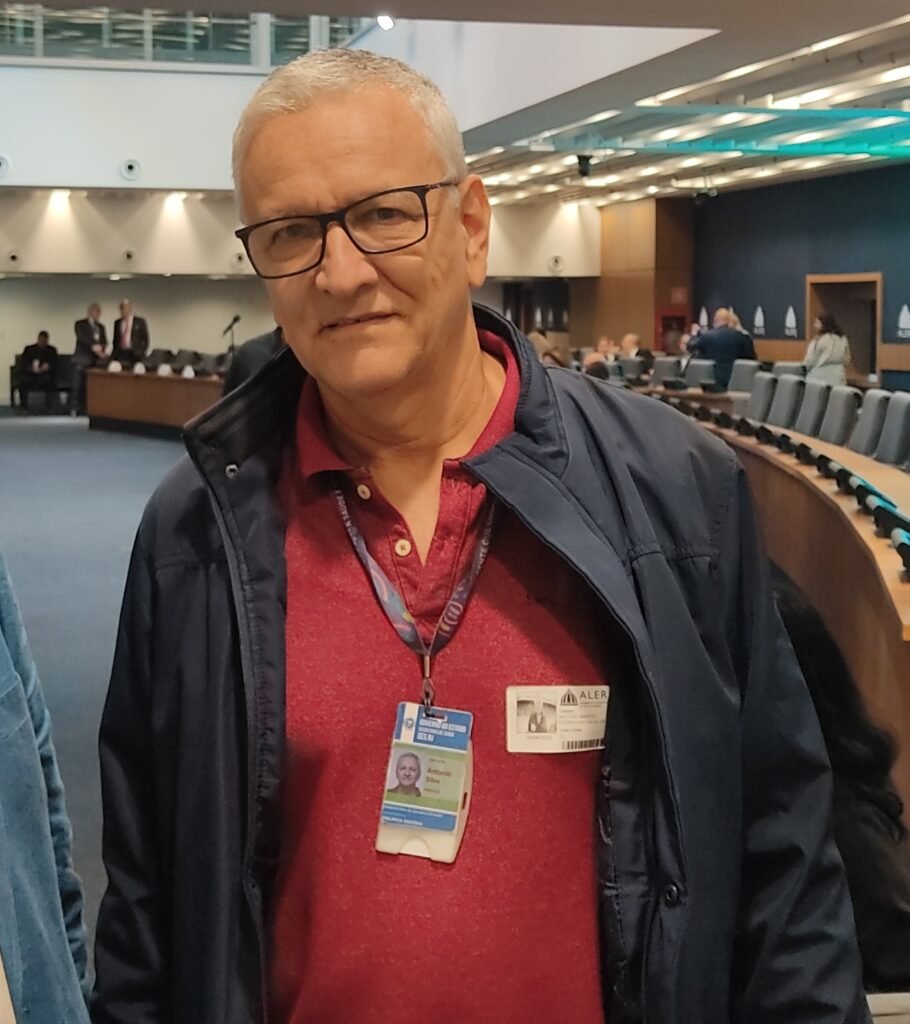 Diretor Antonio Manoel